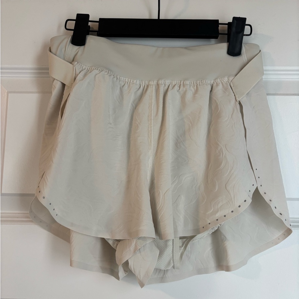 Lululemon Fast And Free HR Short 2" *Airflow